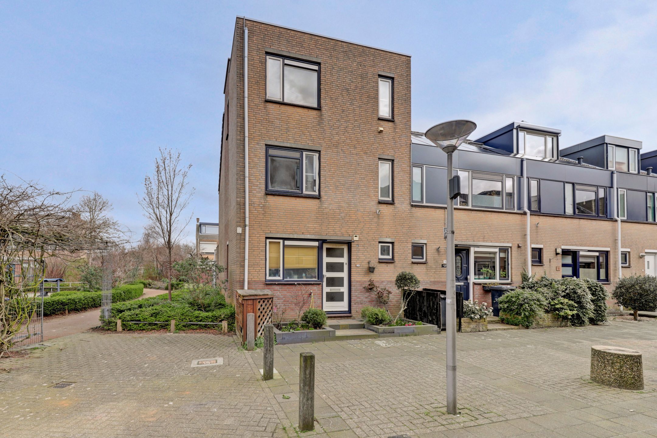 Photo 33 of Zilvermeeuw 18