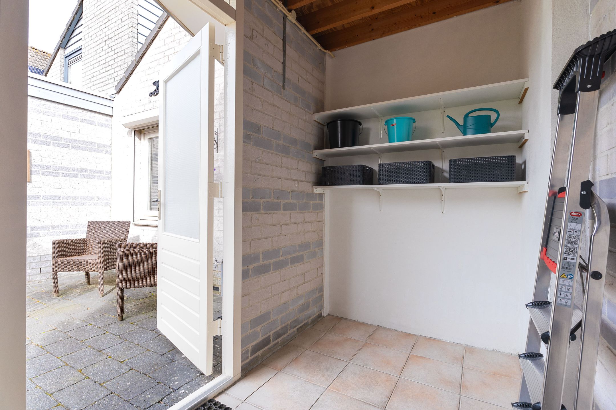 Foto 42 van Plevier 27