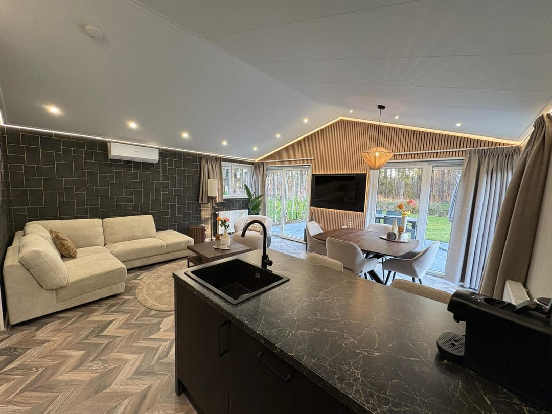 Foto 28 van Vredenseweg 188