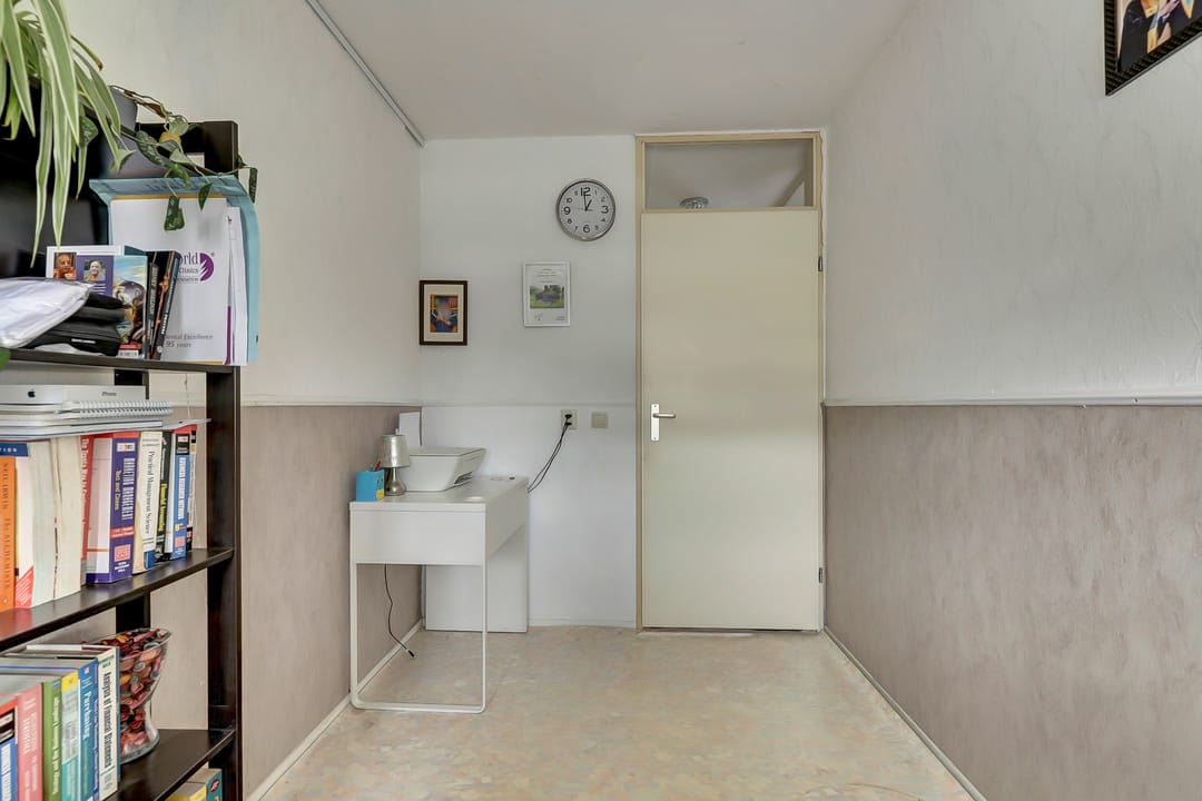 Photo 22 of Zilvermeeuw 18