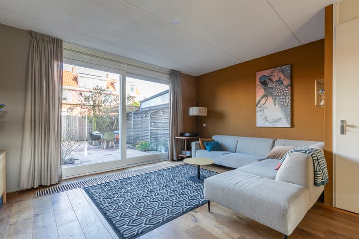 Photo 4 of Evertsenstraat 34