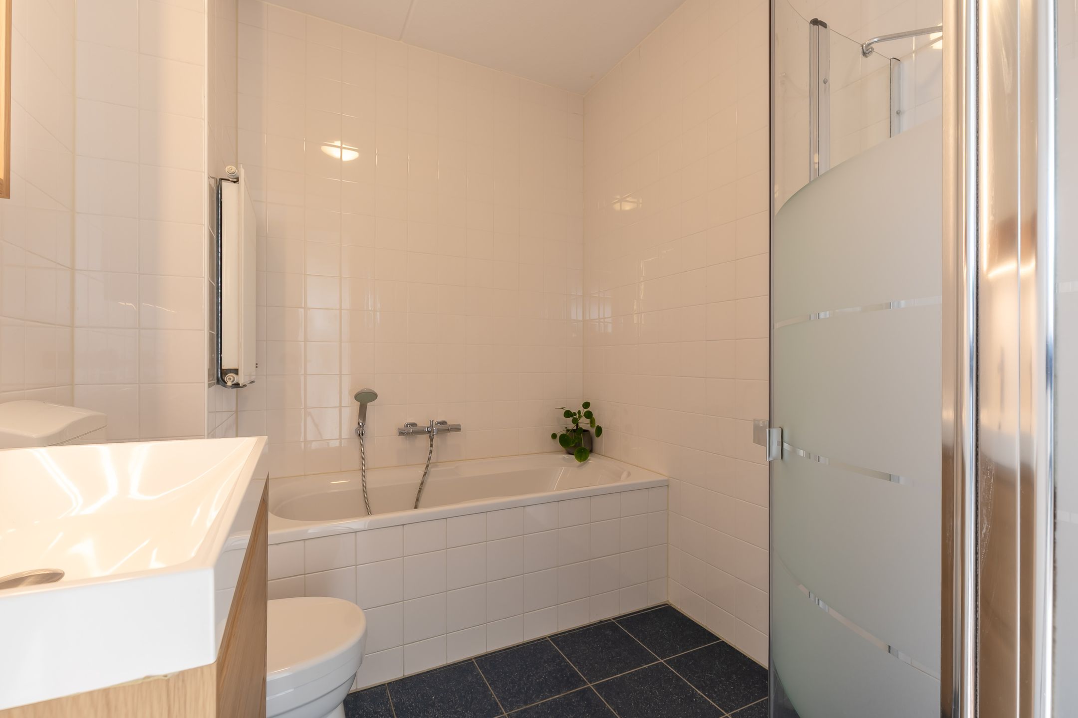 Photo 27 of Evertsenstraat 34