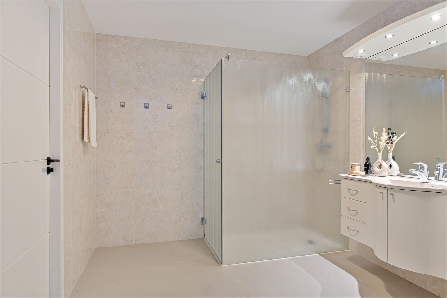 Photo 35 of Plein 24