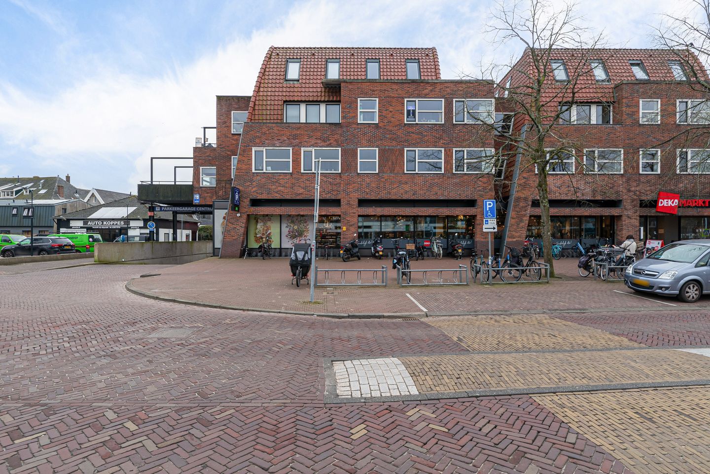 Photo 44 of Plein 24