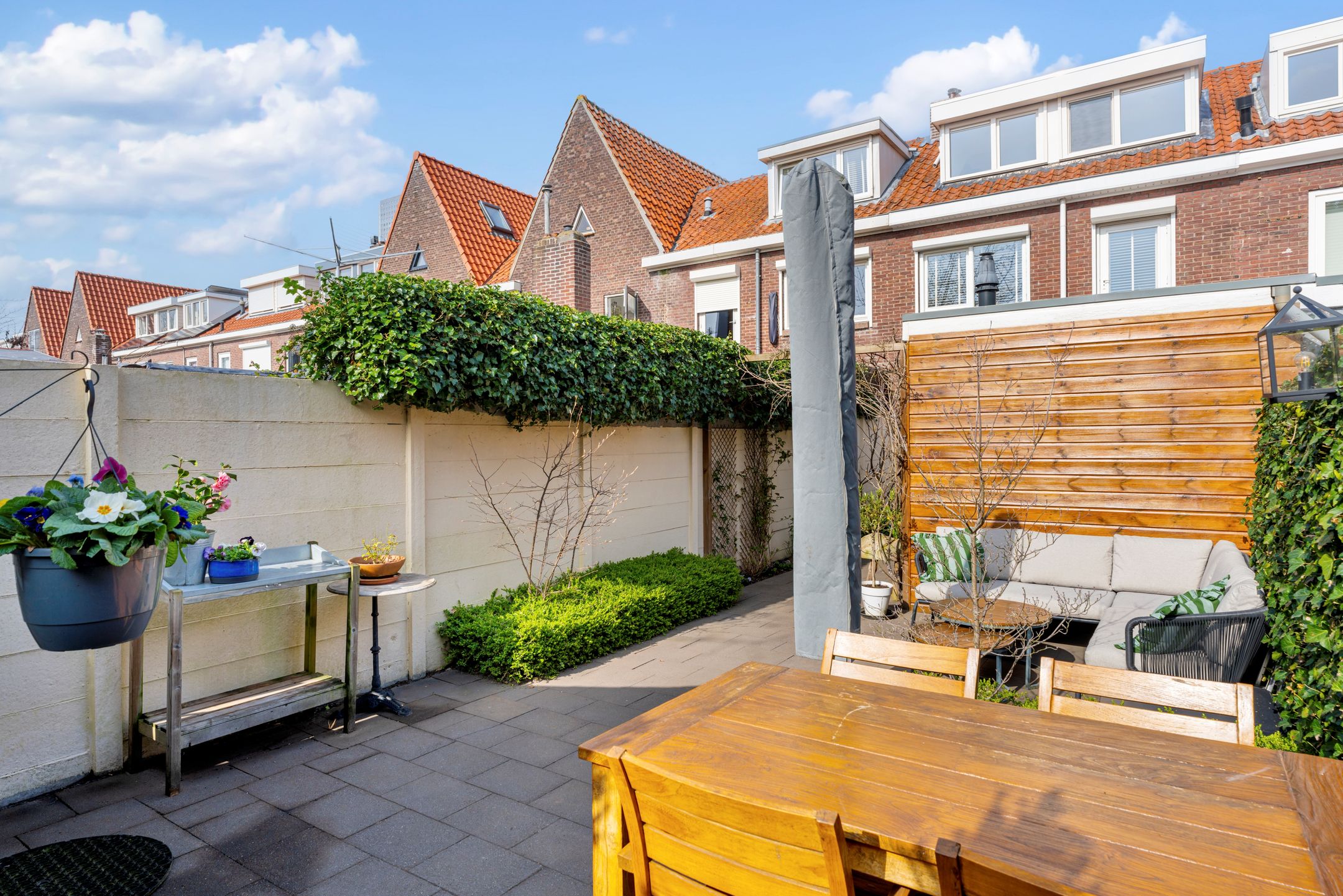 Stylish and Move-in Ready 1930s Terraced House with Sunny South-Facing Garden in Tilburg — 36