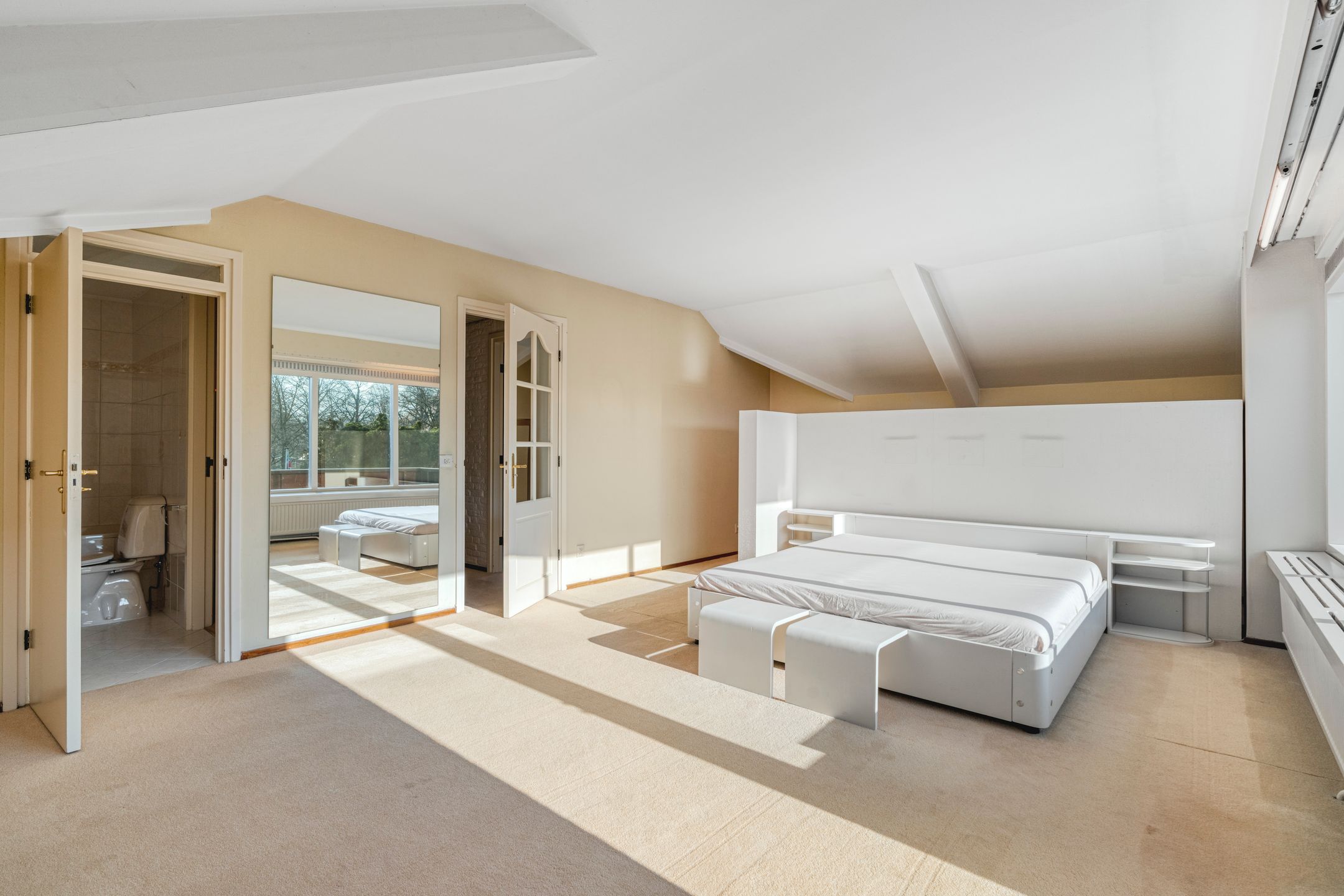 Spacious Semi-Detached Home in Child-Friendly Wassenaar near Meijendel — 21