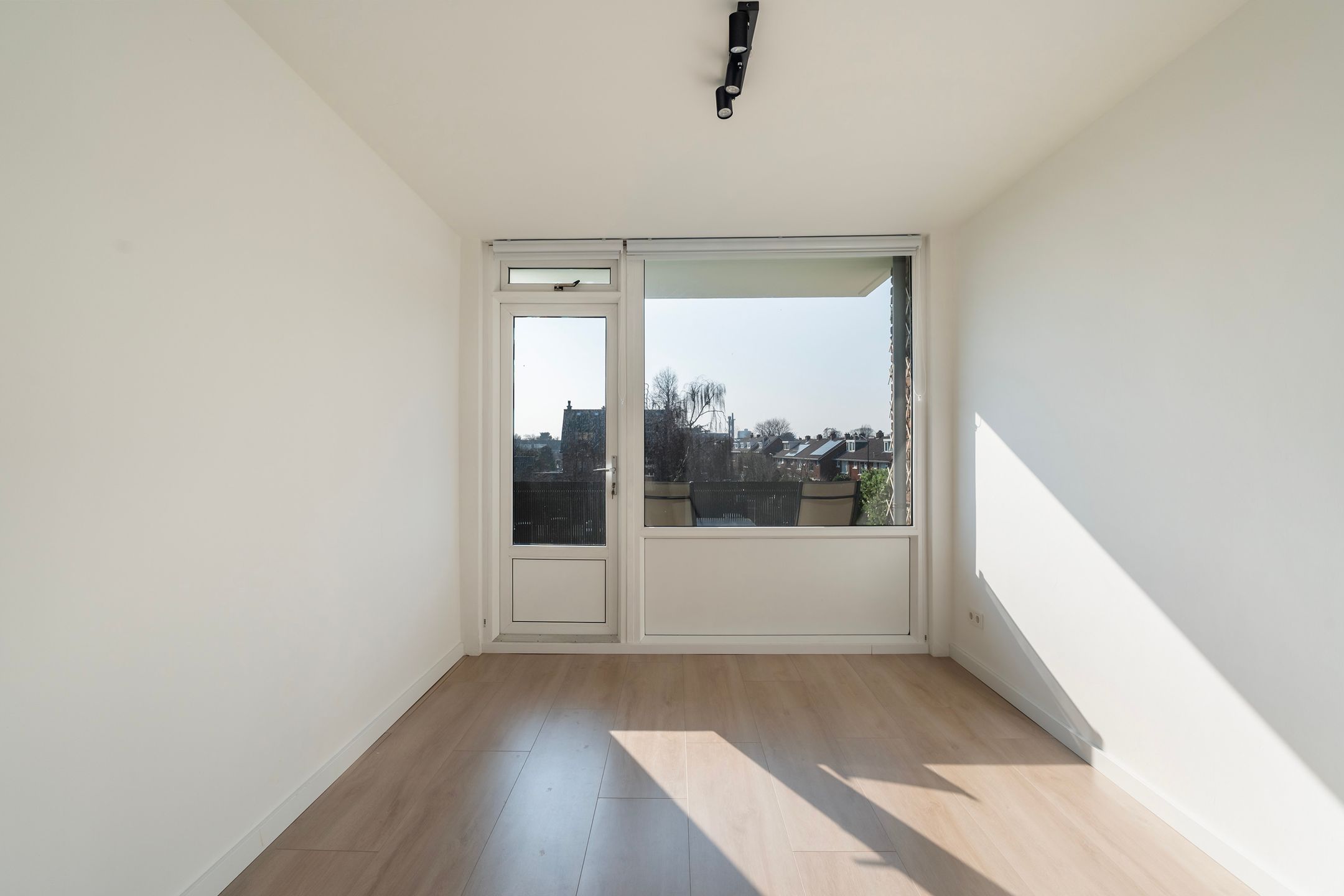 Photo 12 of Prins Hendrikplein 31