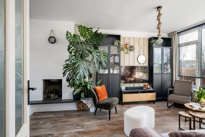Tussenwoning te koop: Vlasserssingel 8, Hendrik-Ido-Ambacht