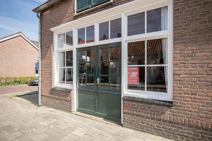 Photo 4 of Zomerstraat 9