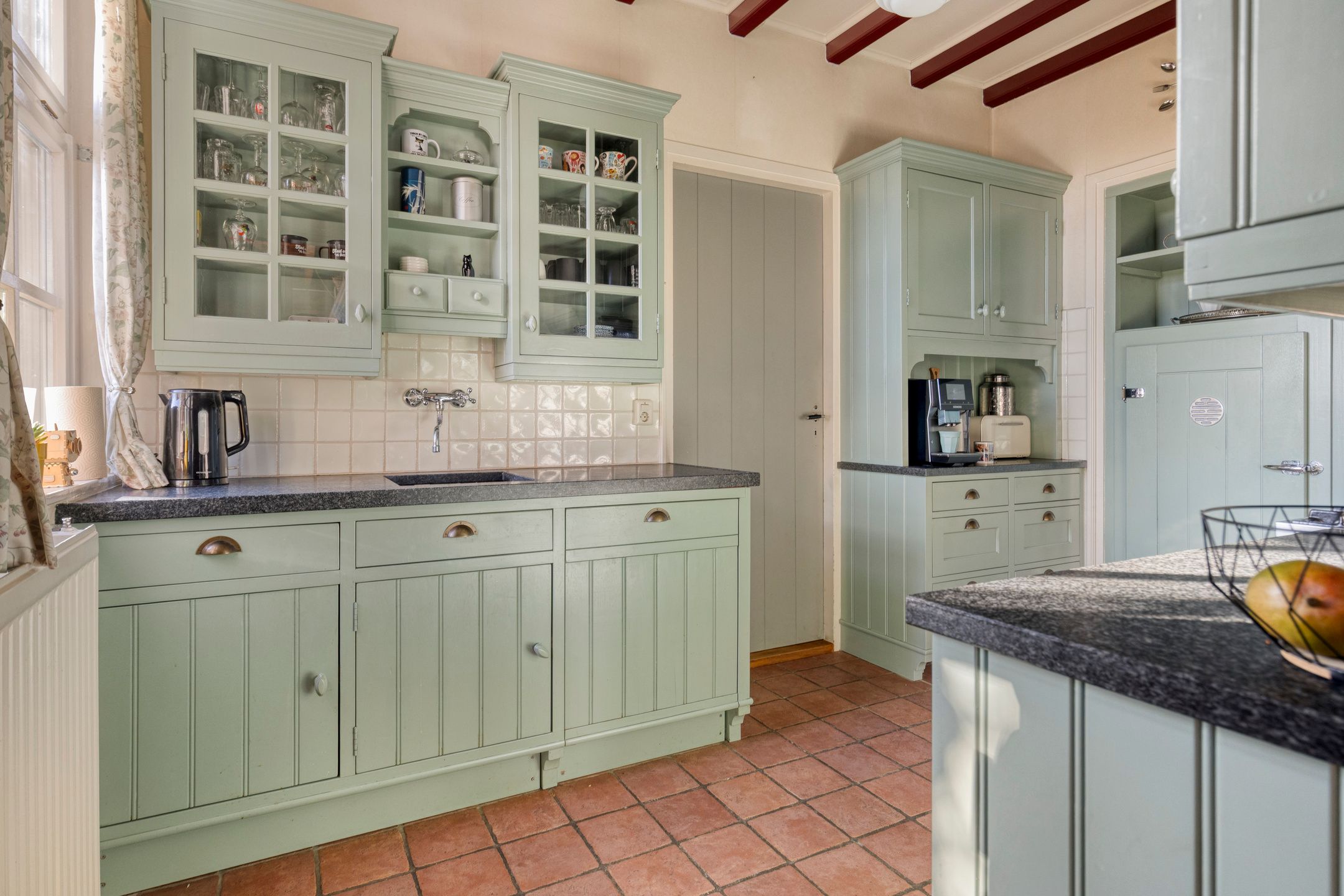 Photo 12 of Zomerstraat 9