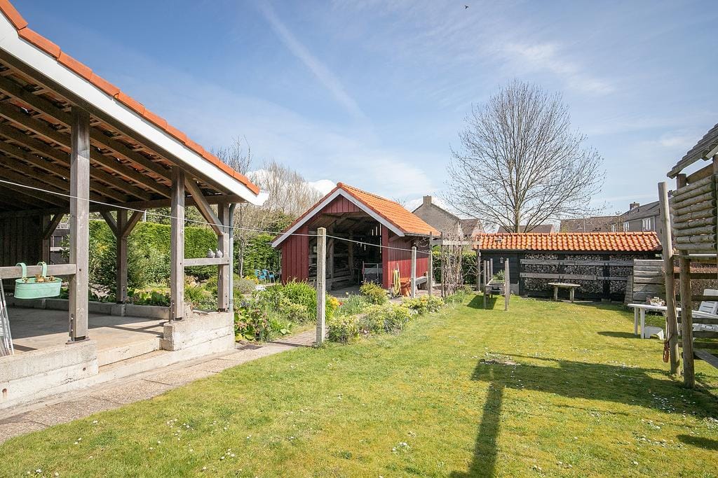 Photo 35 of Zomerstraat 9