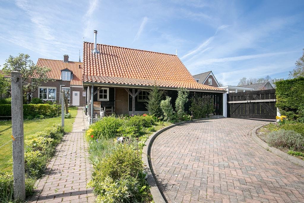 Photo 40 of Zomerstraat 9