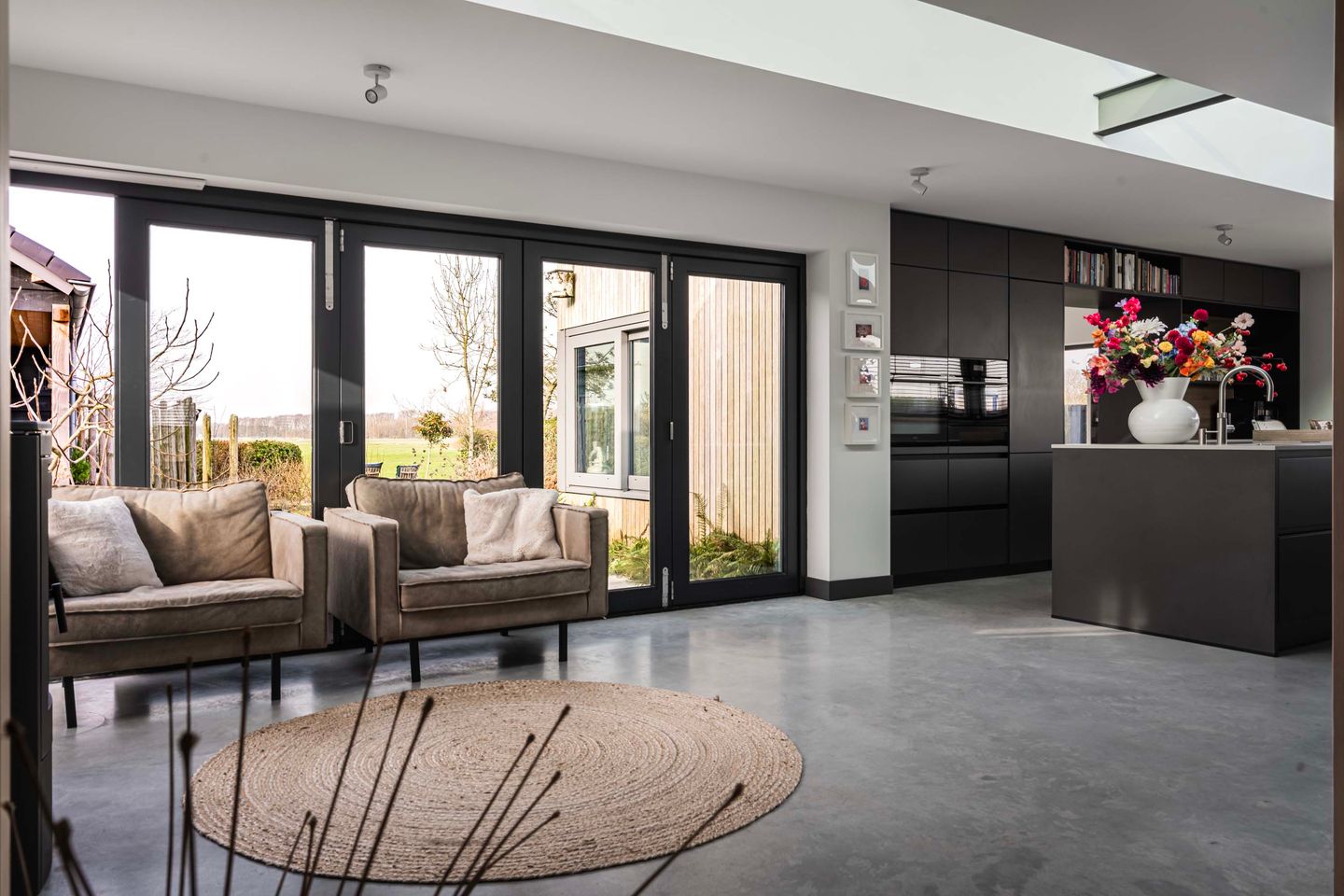 Foto 10 van Damweg 27