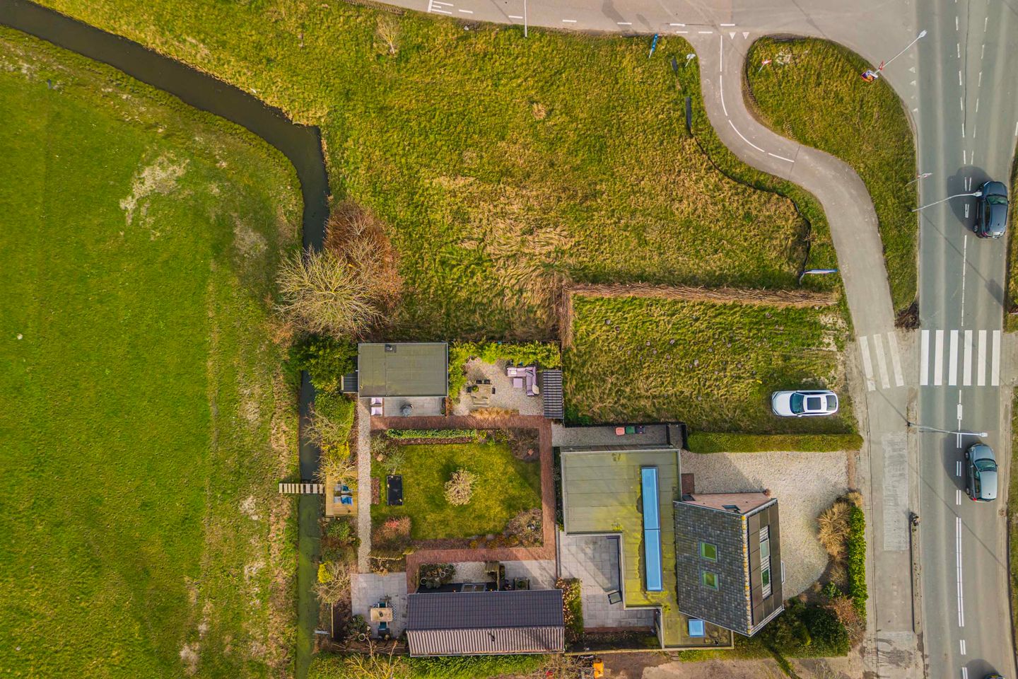 Foto 40 van Damweg 27