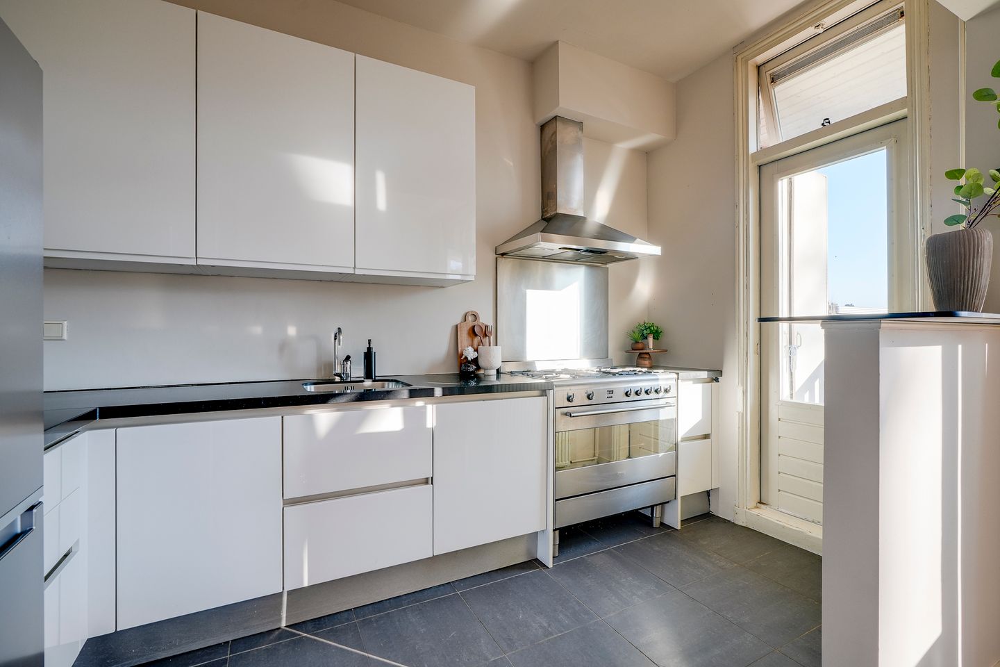 Spacious and Light Upper House with Character in Lombok-West — 14