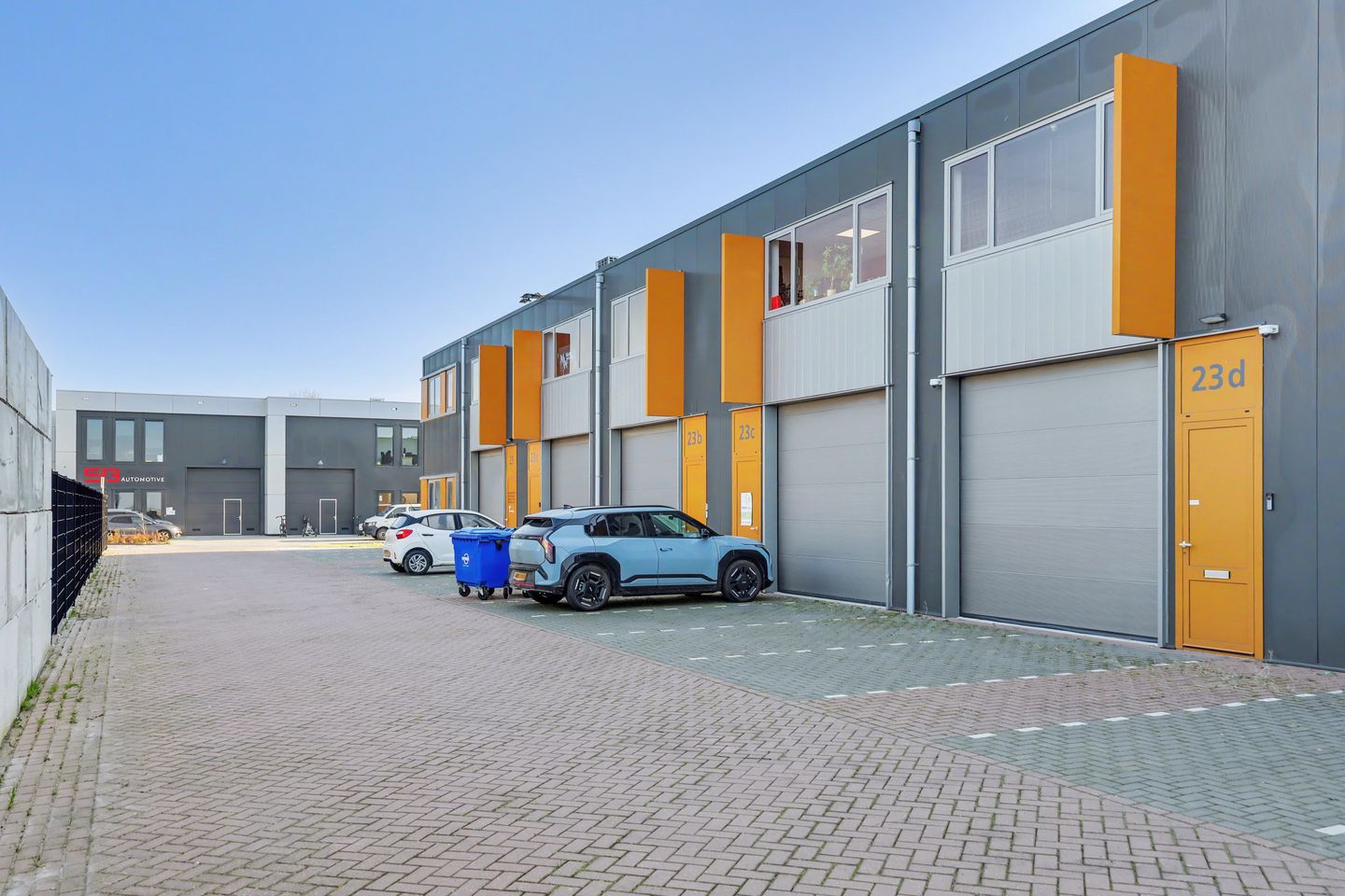 View photo 4 of Harregatplein 23-d