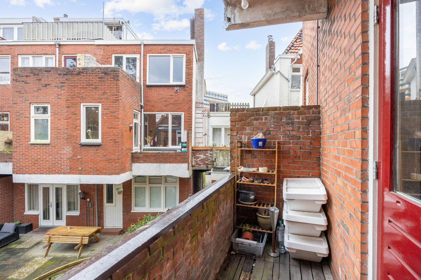 Characteristic Ground Floor Apartment with Rental Permit in Groningen — 26