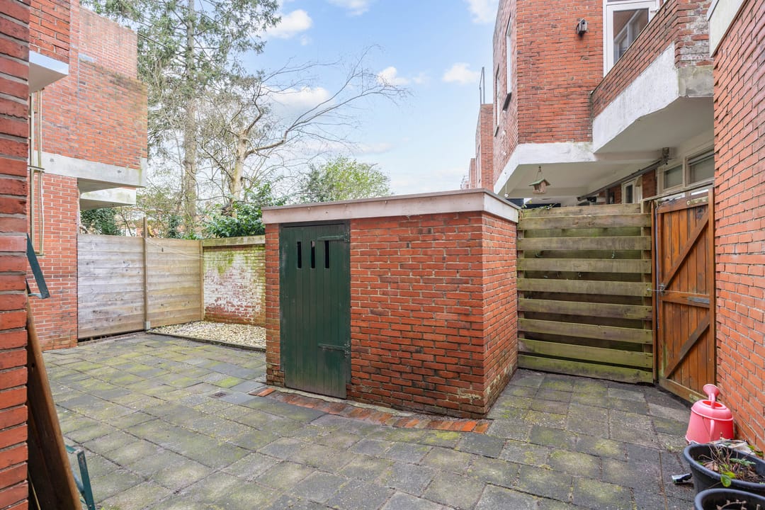 Characteristic Ground Floor Apartment with Rental Permit in Groningen — 28