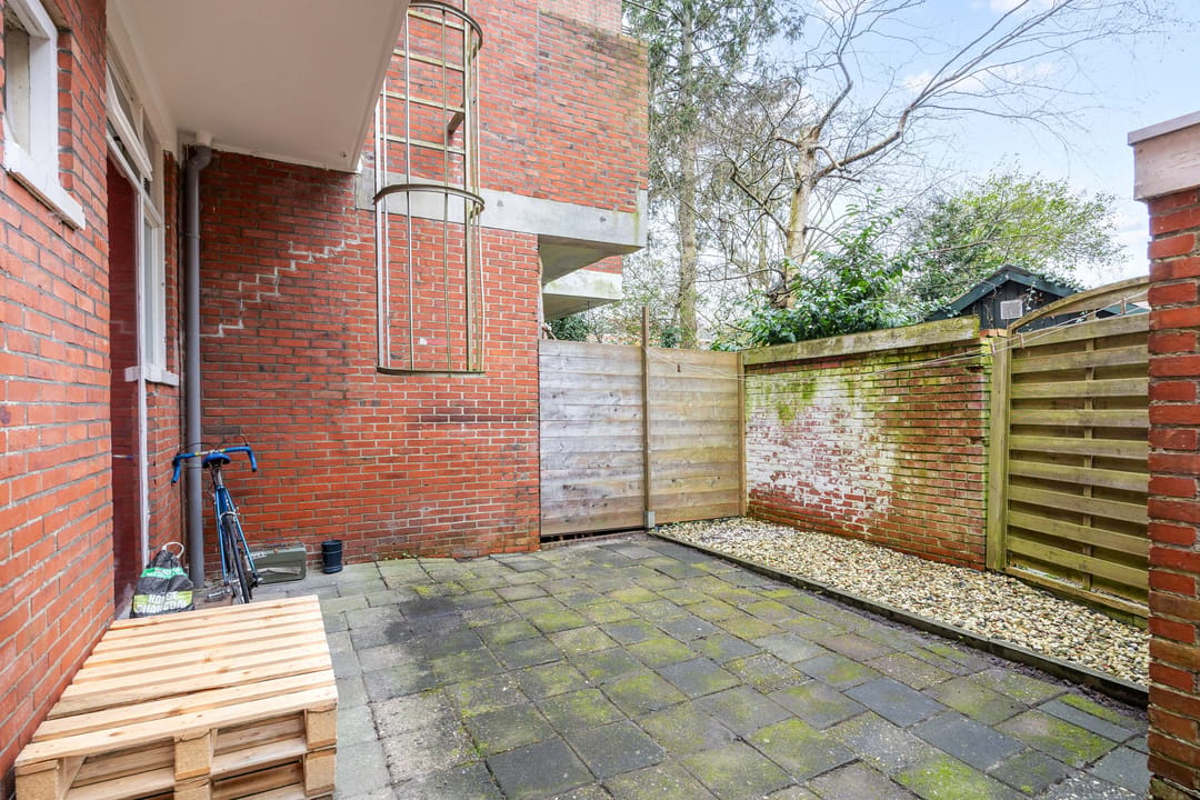 Characteristic Ground Floor Apartment with Rental Permit in Groningen — 29