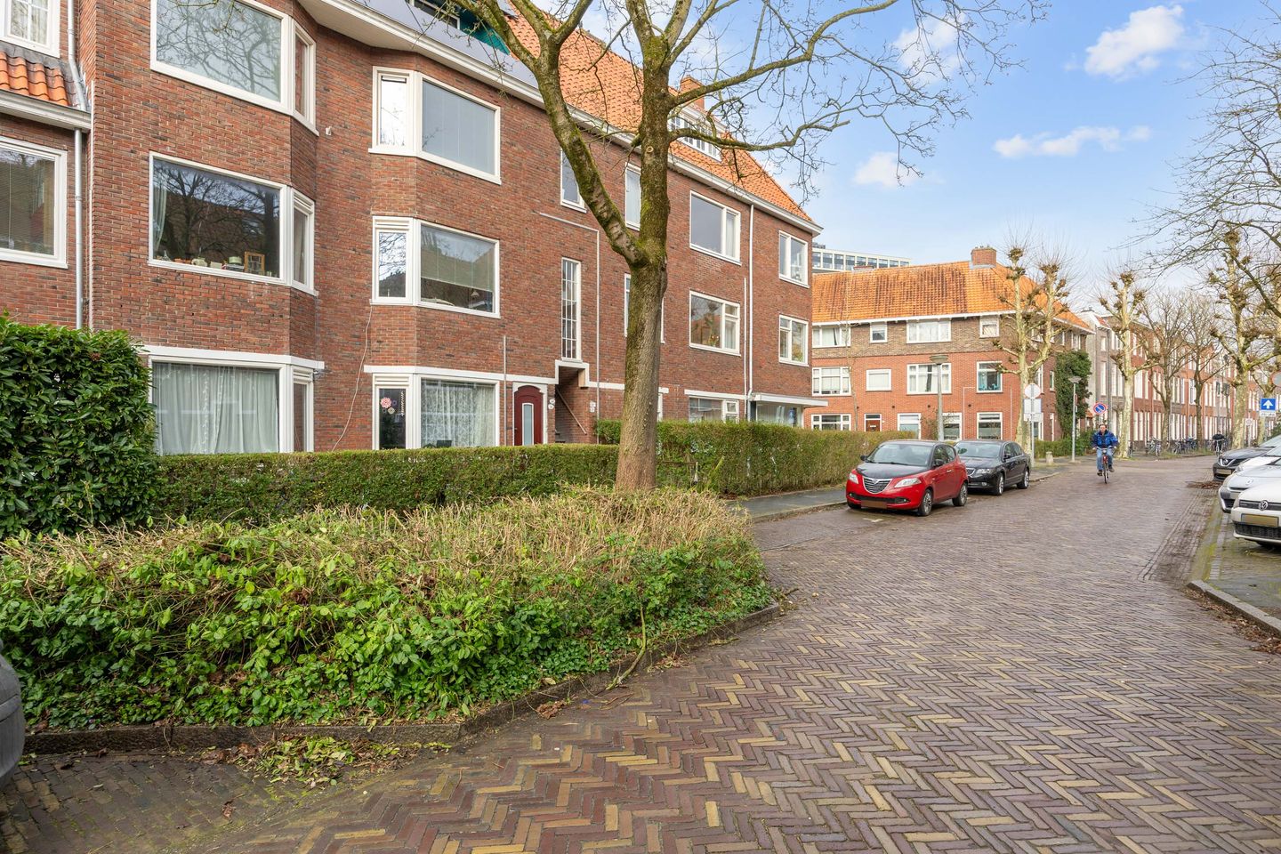 Characteristic Ground Floor Apartment with Rental Permit in Groningen — 31