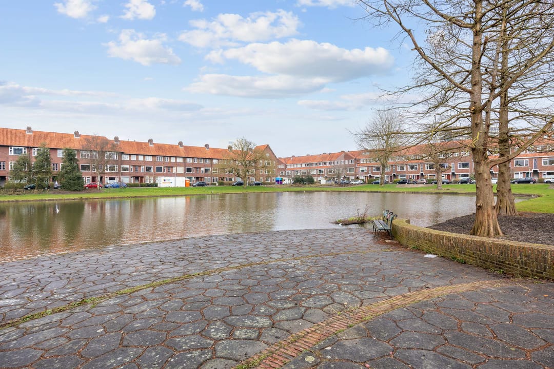 Characteristic Ground Floor Apartment with Rental Permit in Groningen — 34