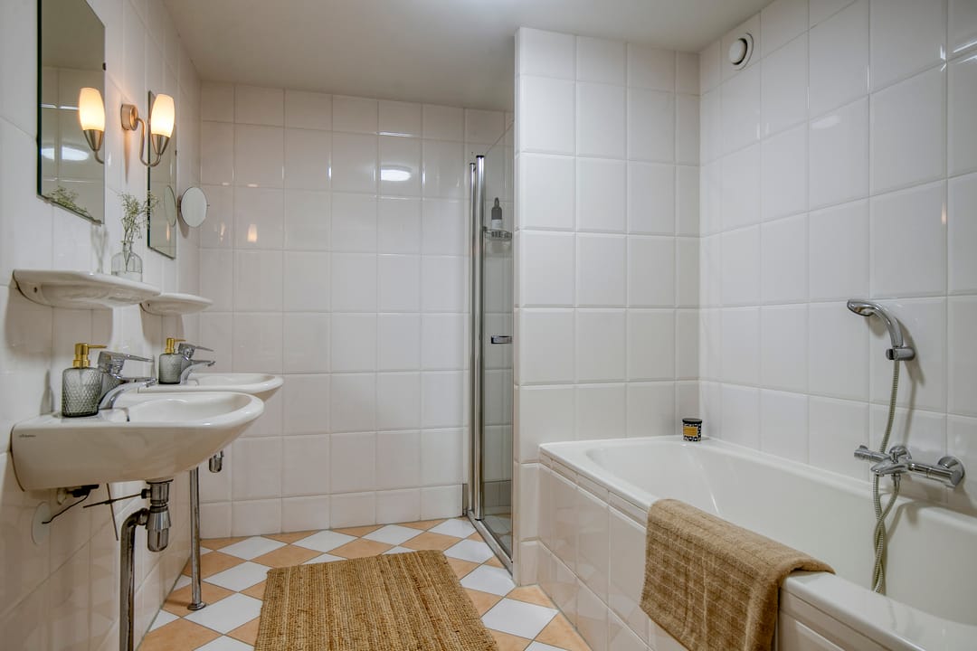 Foto 13 van Johannes Calvijnlaan 81