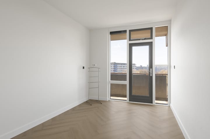 Appartement te koop: Kleiburg 818, Amsterdam