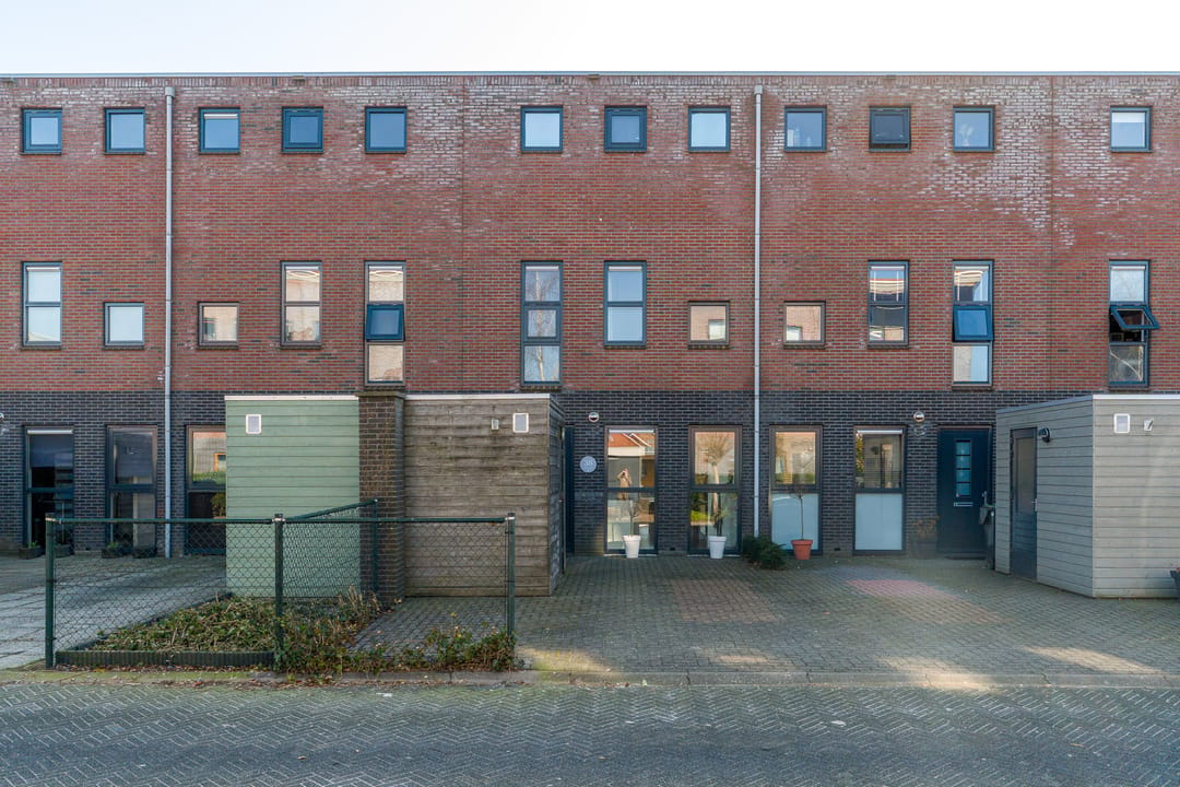 Foto 1 van Dr. Bearda Bakkerstraat 38