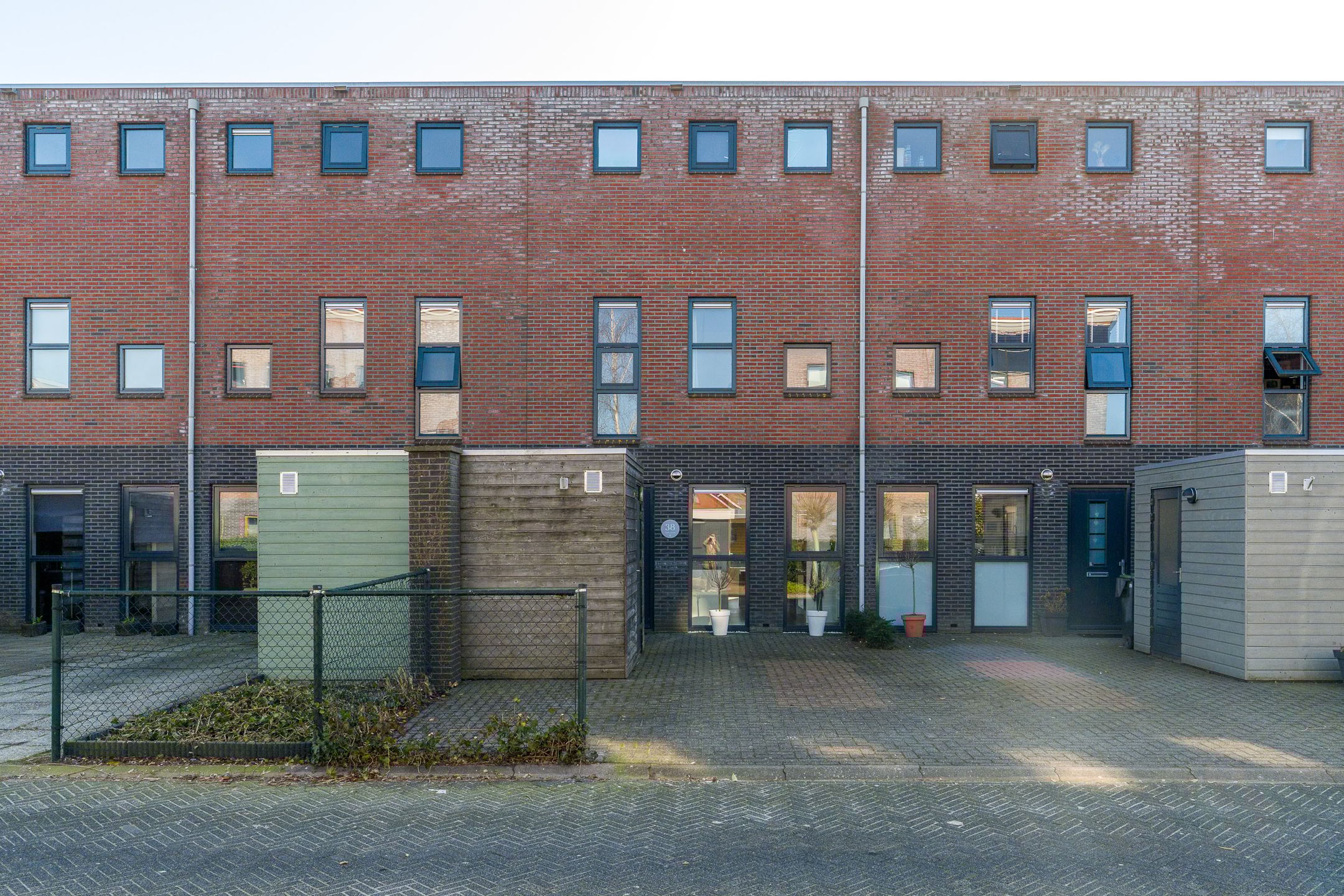 Dr. Bearda Bakkerstraat 38 