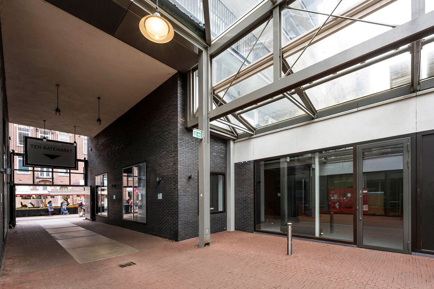 Bekijk foto 2 van Ten Katestraat 67