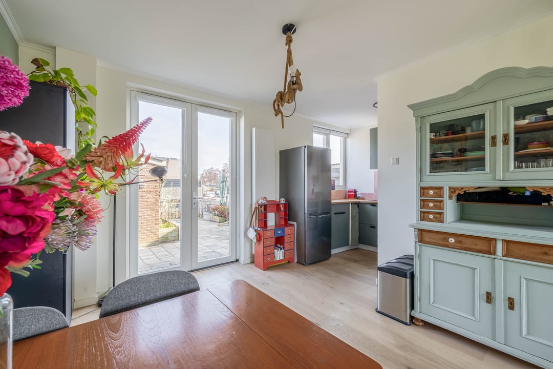 Charming 1927 terraced house with new foundation and energy label A in Krommenie — 16