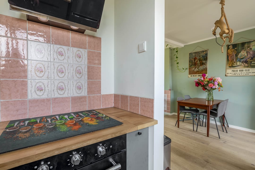 Charming 1927 terraced house with new foundation and energy label A in Krommenie — 17