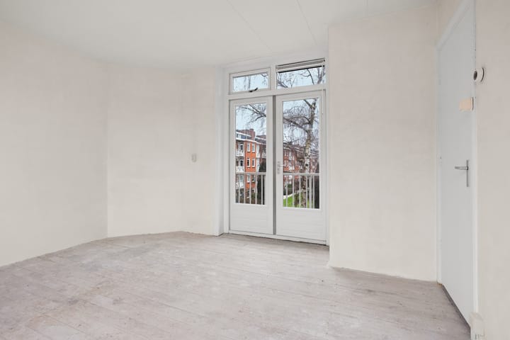 Photo 4 of Uiterwaardenstraat 173-2