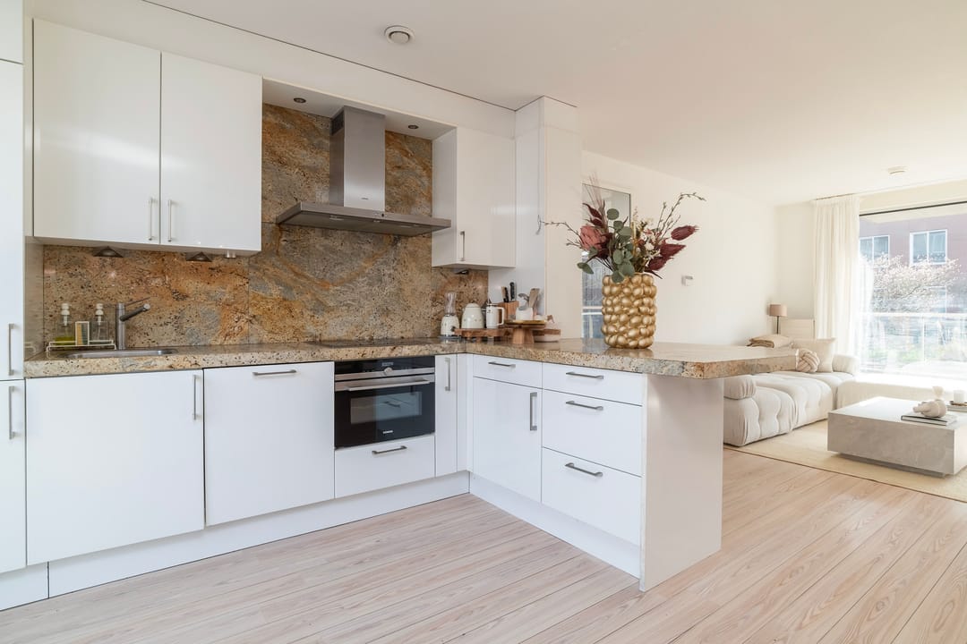 Photo 2 of Maashavenstraat 3