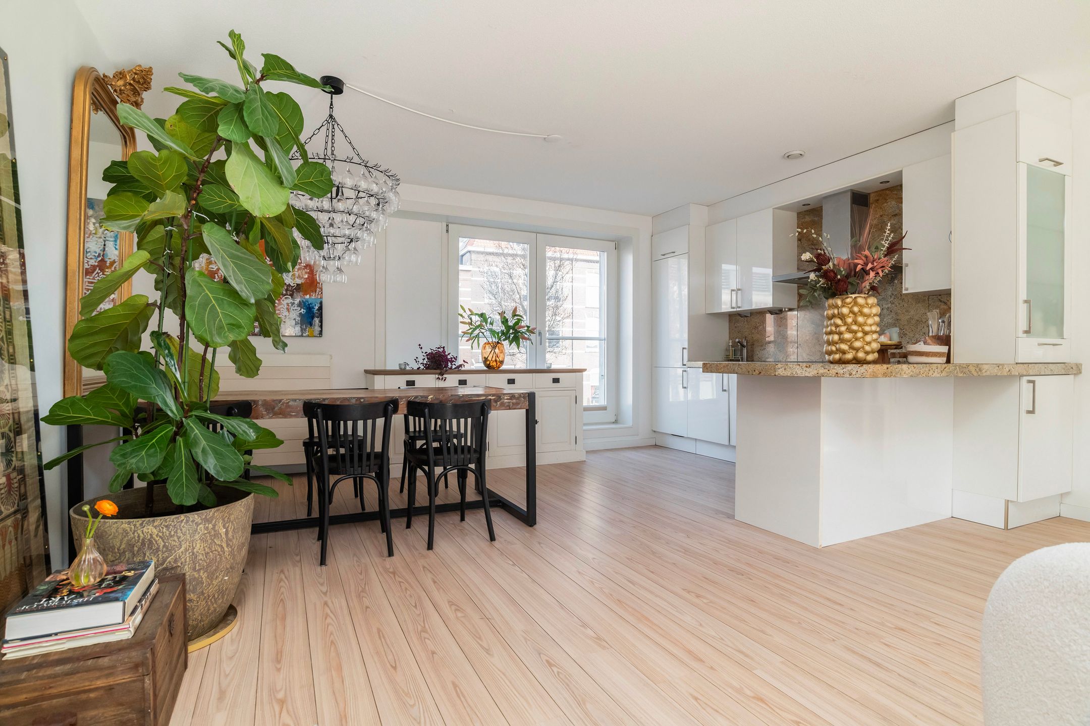 Photo 9 of Maashavenstraat 3