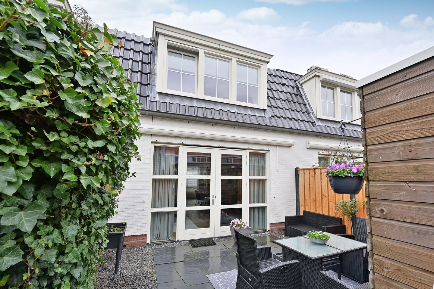 Foto 14 van Maria Beshof 26