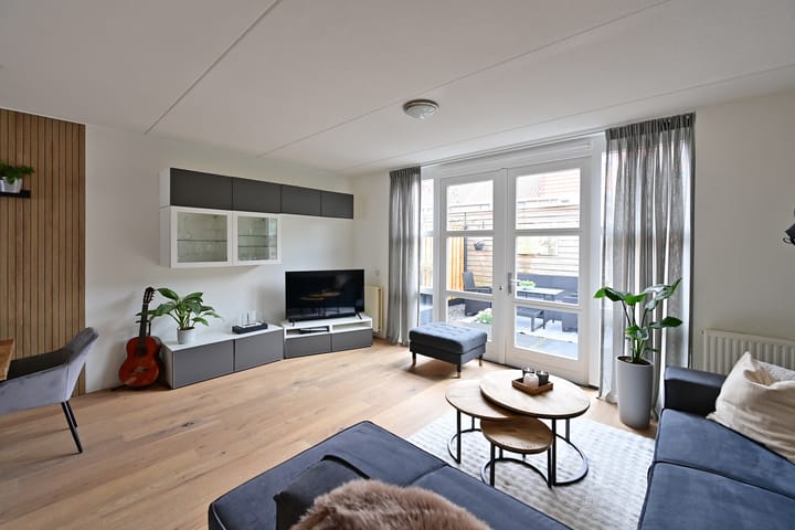 Foto 3 van Maria Beshof 26