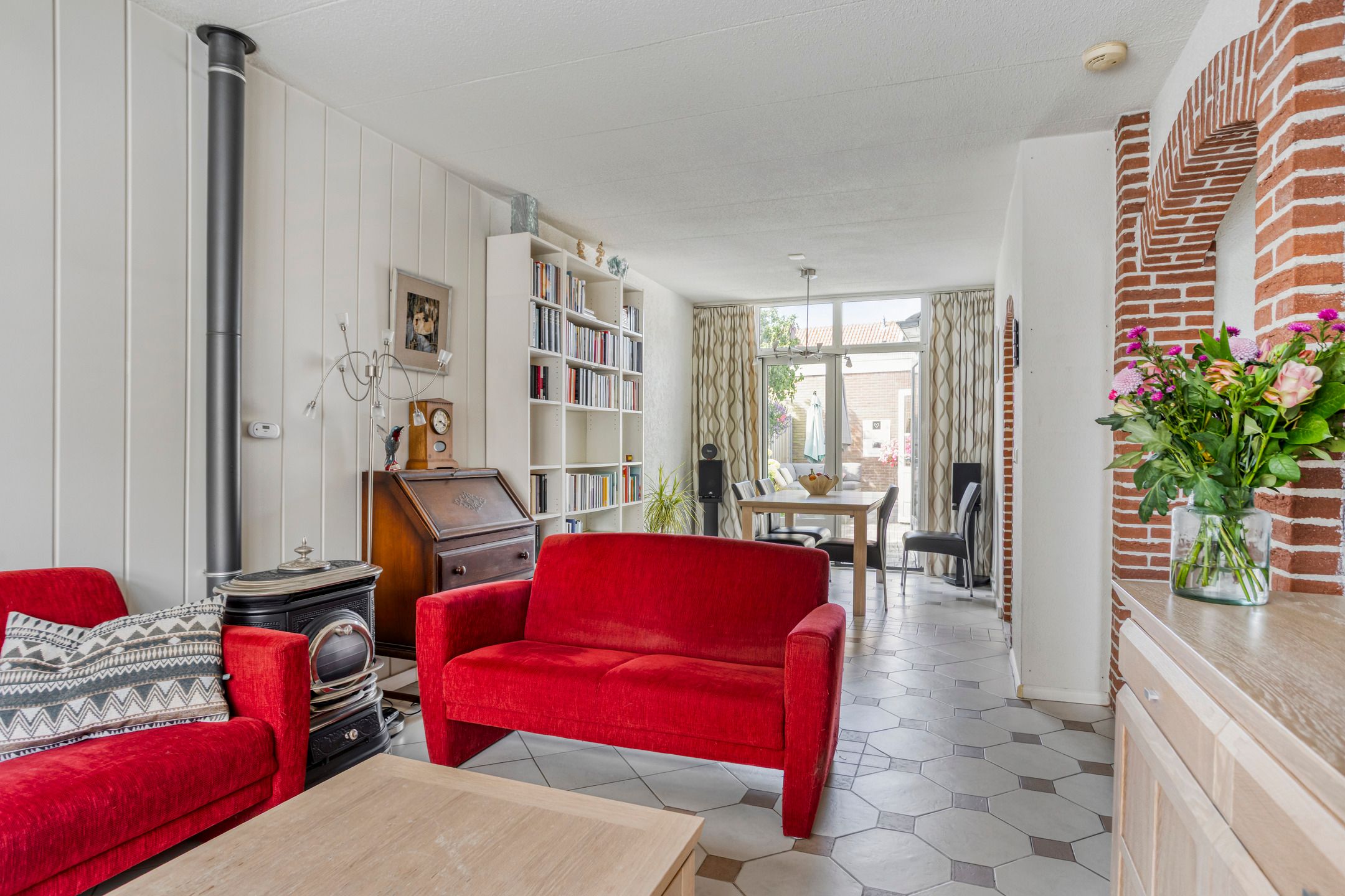 Photo 6 of Piccardtstraat 5