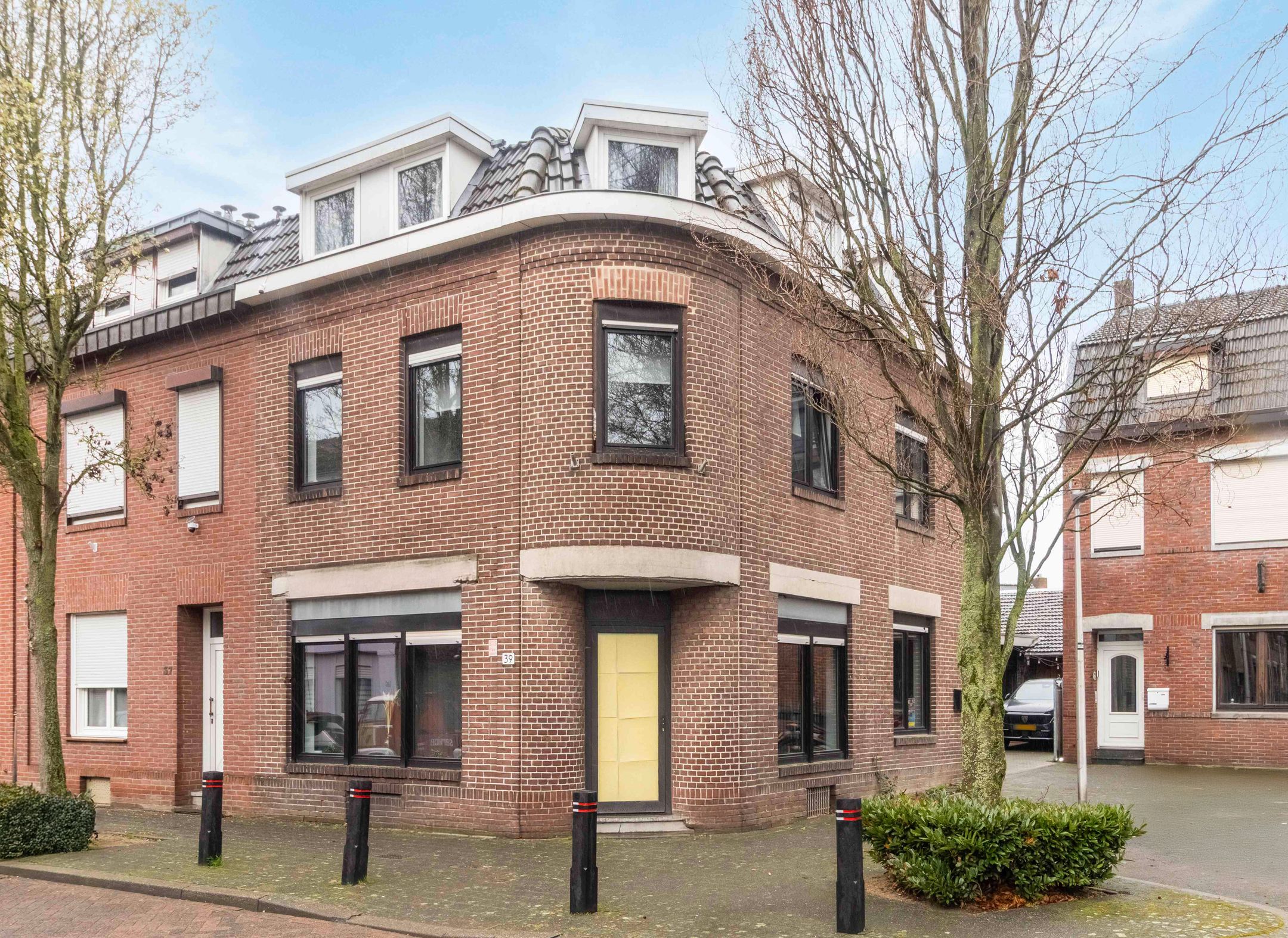 Buying a house in The Netherlands., Franciscanerstraat 39