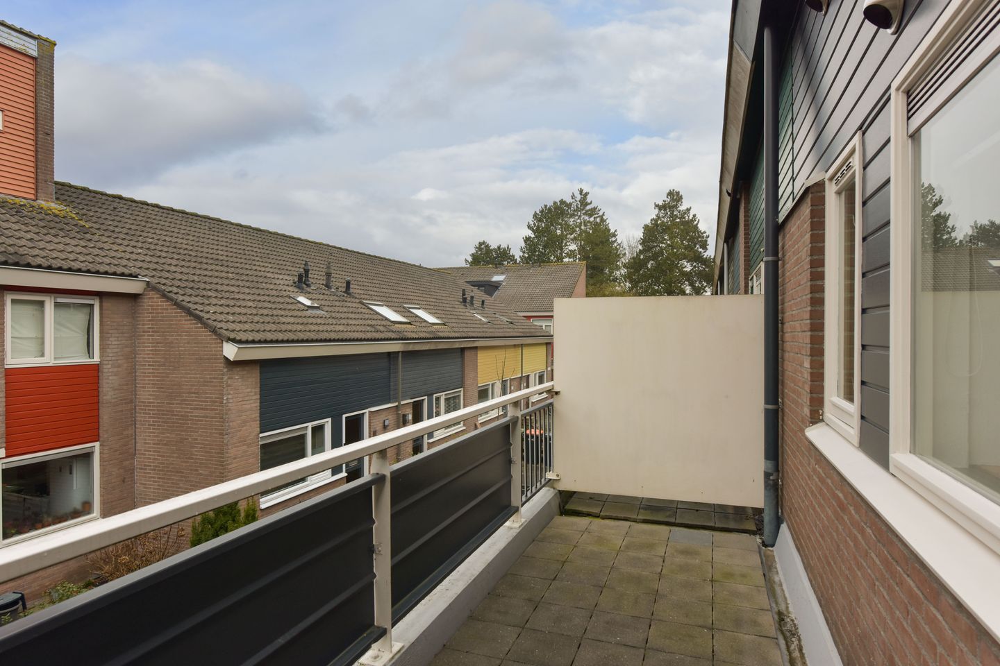 Spacious Maisonnette with Outdoor Space and Parking in Hoorn — 20