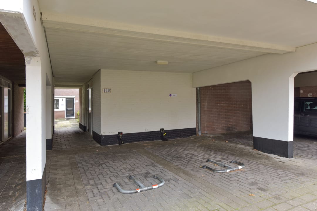 Spacious Maisonnette with Outdoor Space and Parking in Hoorn — 23