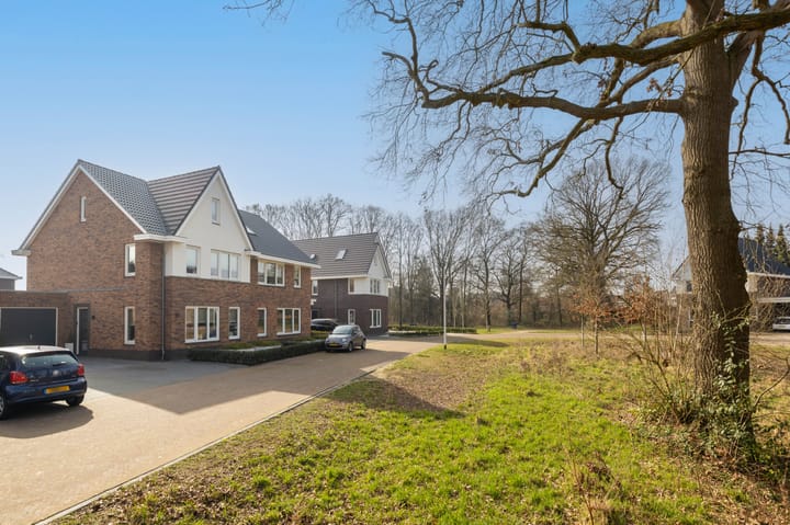 Foto 2 van Saffierstraat 10