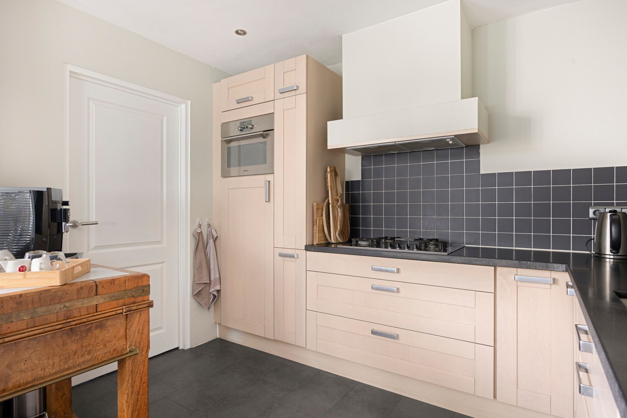 Foto 15 van Helfrichstraat 7