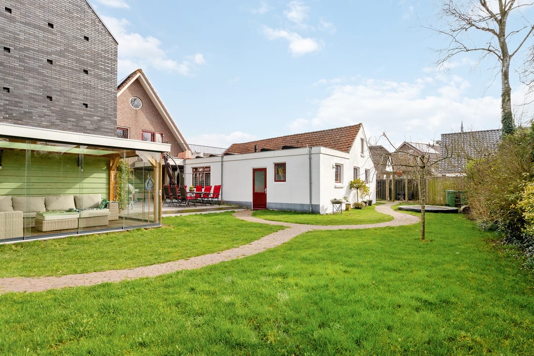 Photo 38 of Stationsstraat 9