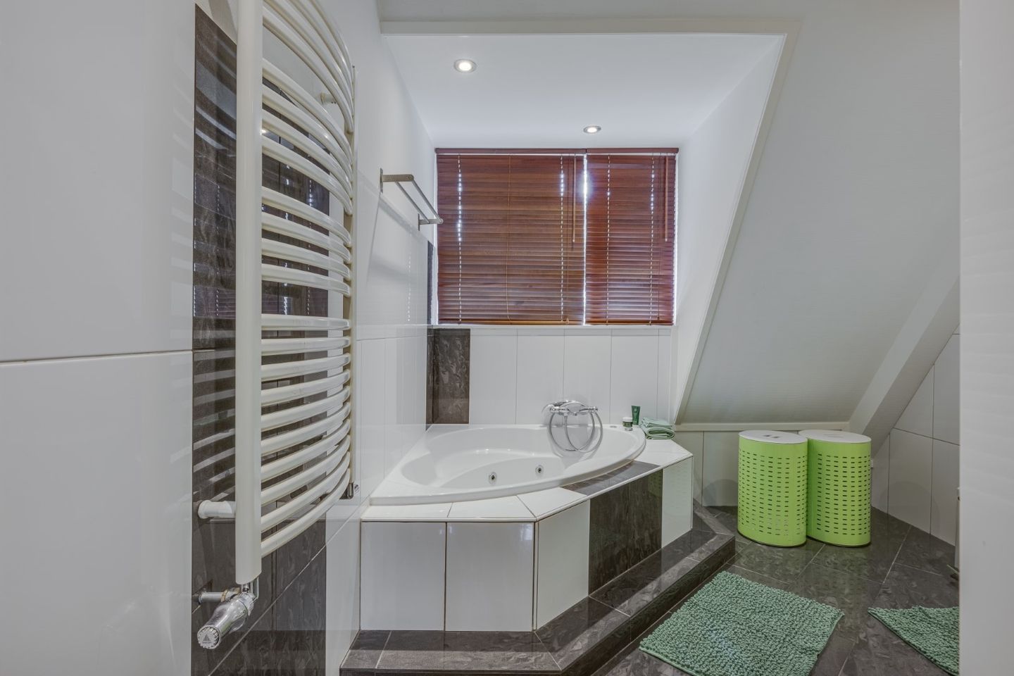 Foto 35 van Eikenlaan 6