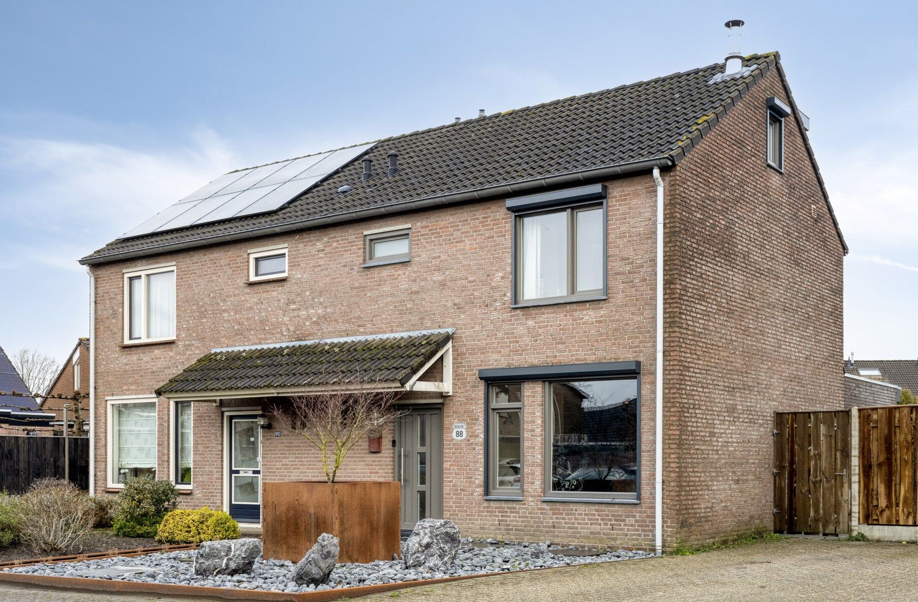Buying a house in The Netherlands., Randweg 88