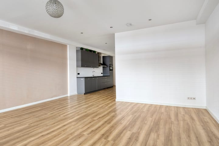 Photo 4 of Corridor 37-C