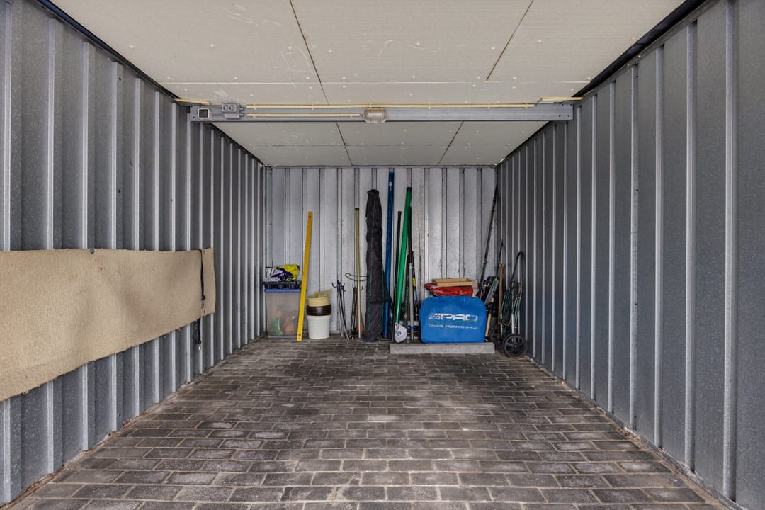 Energy-Efficient Apartment with Private Garage in the Center of Winschoten — 66