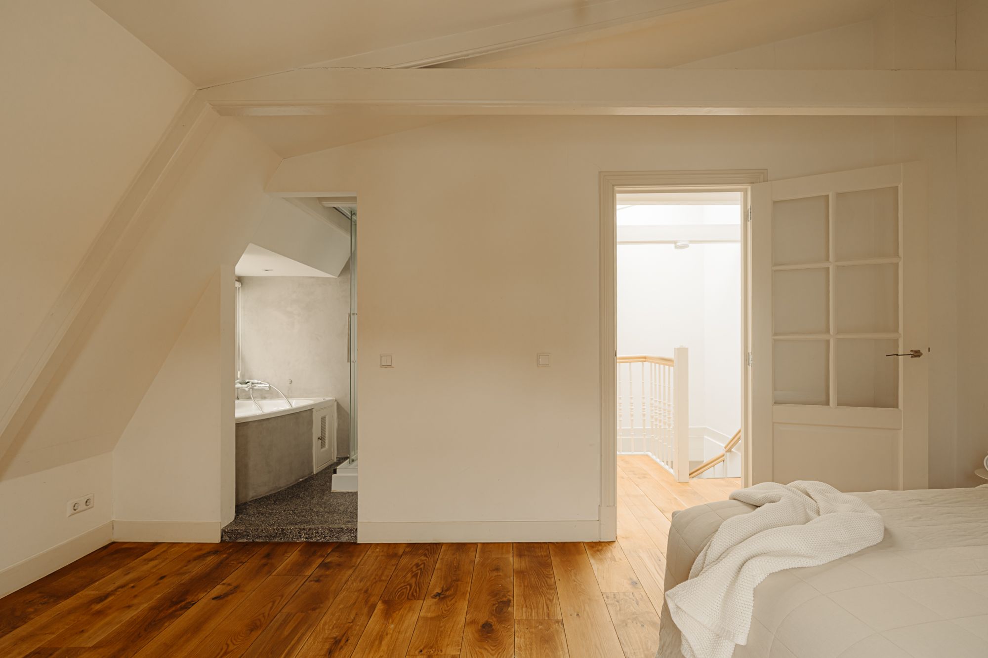 Foto 24 van Willemsstraat 14-F