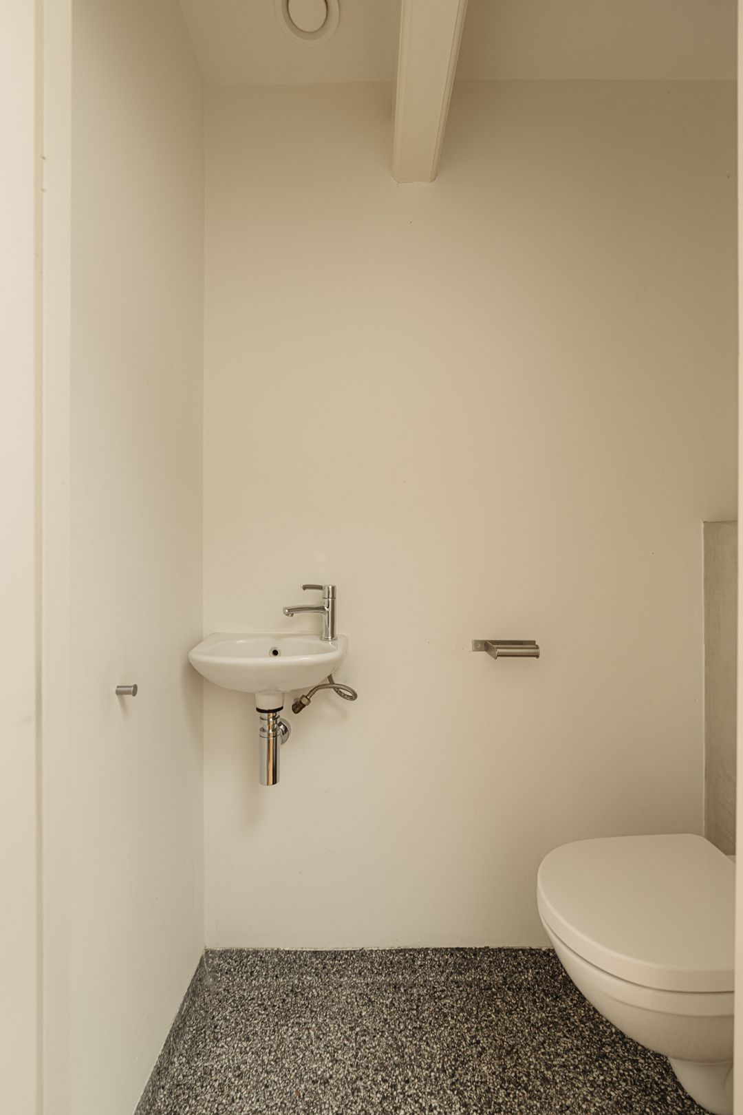 Foto 26 van Willemsstraat 14-F